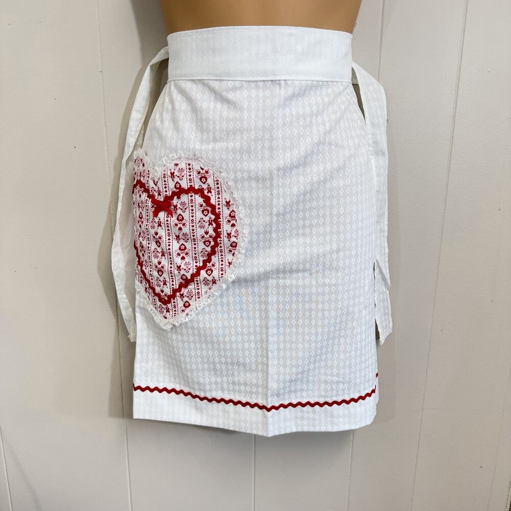 Vintage White Half Apron Red Heart Applique Rick Rack Cottagecore Valentine’s